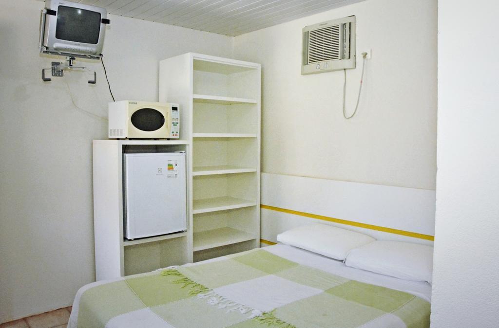 蒲萨达香蕉屋酒店 邦比尼亚斯 外观 照片